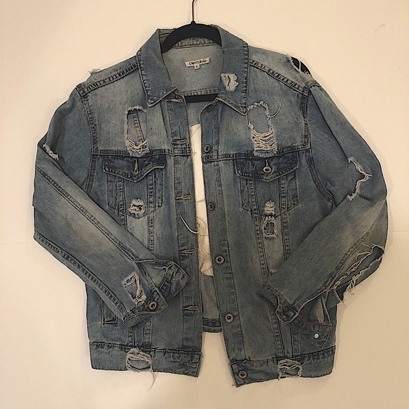 Jean jacket - Picture 1 of 4
